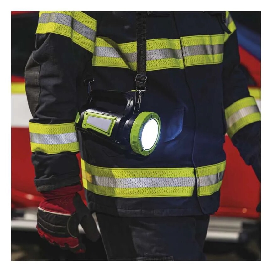 LED uppladdningsbar ficklampa LED/3,7V IP44 850 lm 8000mAh