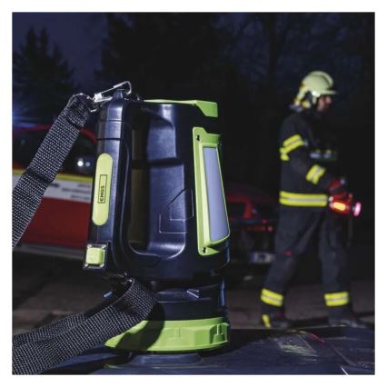 LED uppladdningsbar ficklampa LED/3,7V IP44 850 lm 8000mAh