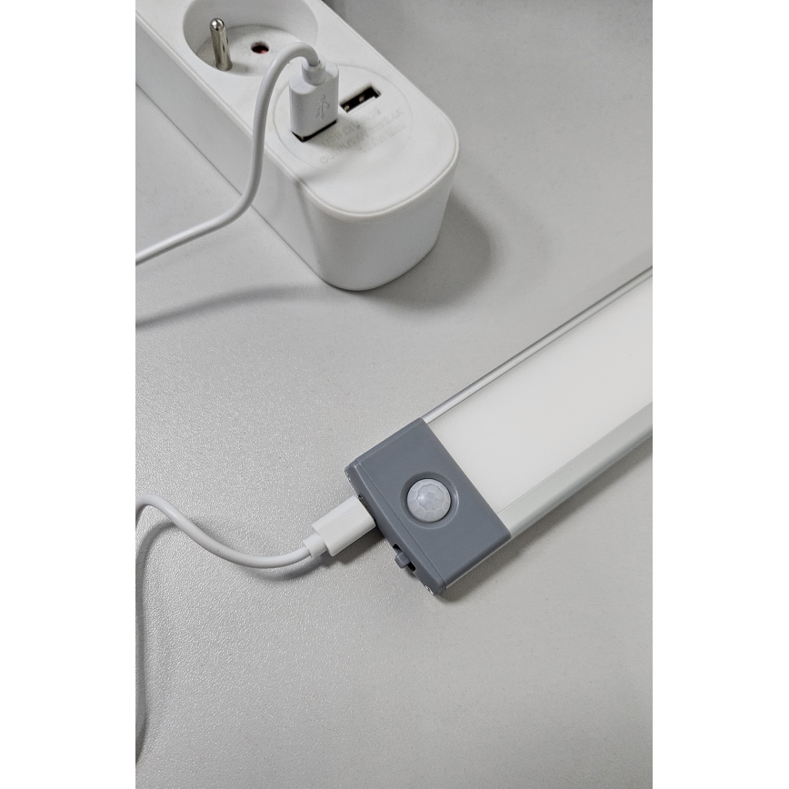 LED Uppladdningsbar möbelbelysning med sensor LED/3,5W/5V USB 800 mAh 4200K 46 cm