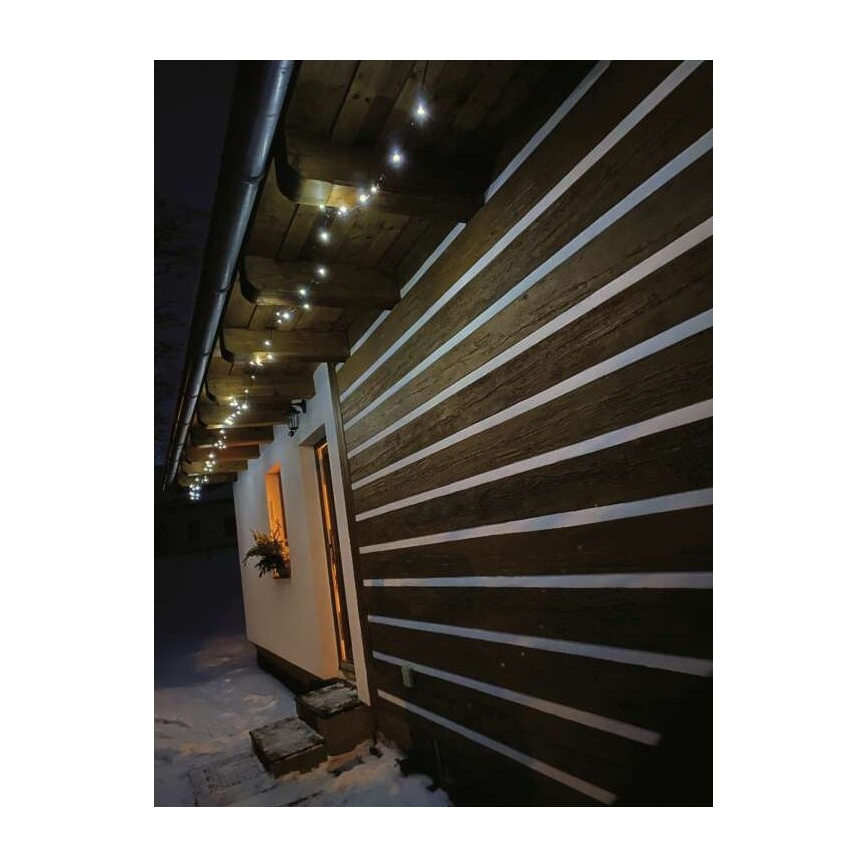 LED utomhus julkedja  40xLED/9m IP44 kall vit 