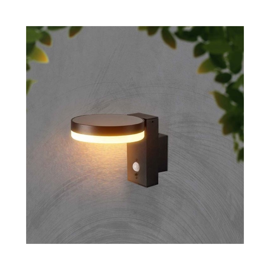 LED Utomhus solcell vägglampa med sensor LED/5,5W/3,7V 3000K IP54