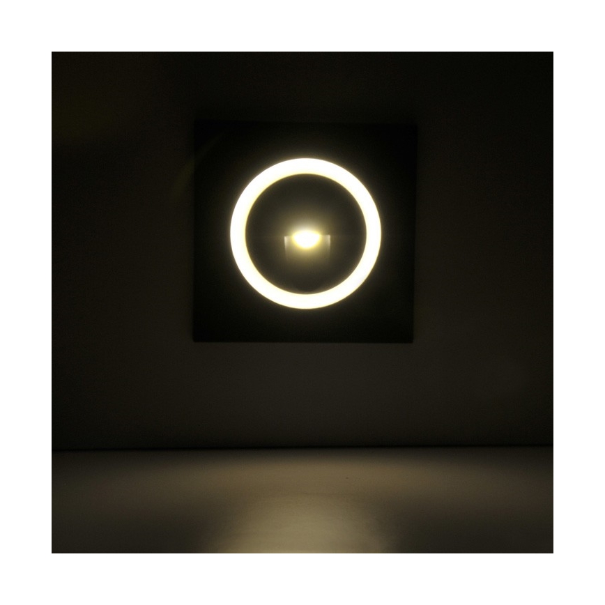 LED Utomhus Trappljus Q3 LED/3W/230V IP44