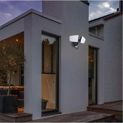 LED Utomhusstrålkastare med en sensor LED/24W/230V 3000/4000/6000K IP54 svart