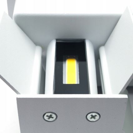 LED vägglampa för utomhusbruk LED/12W/230V IP54 vit