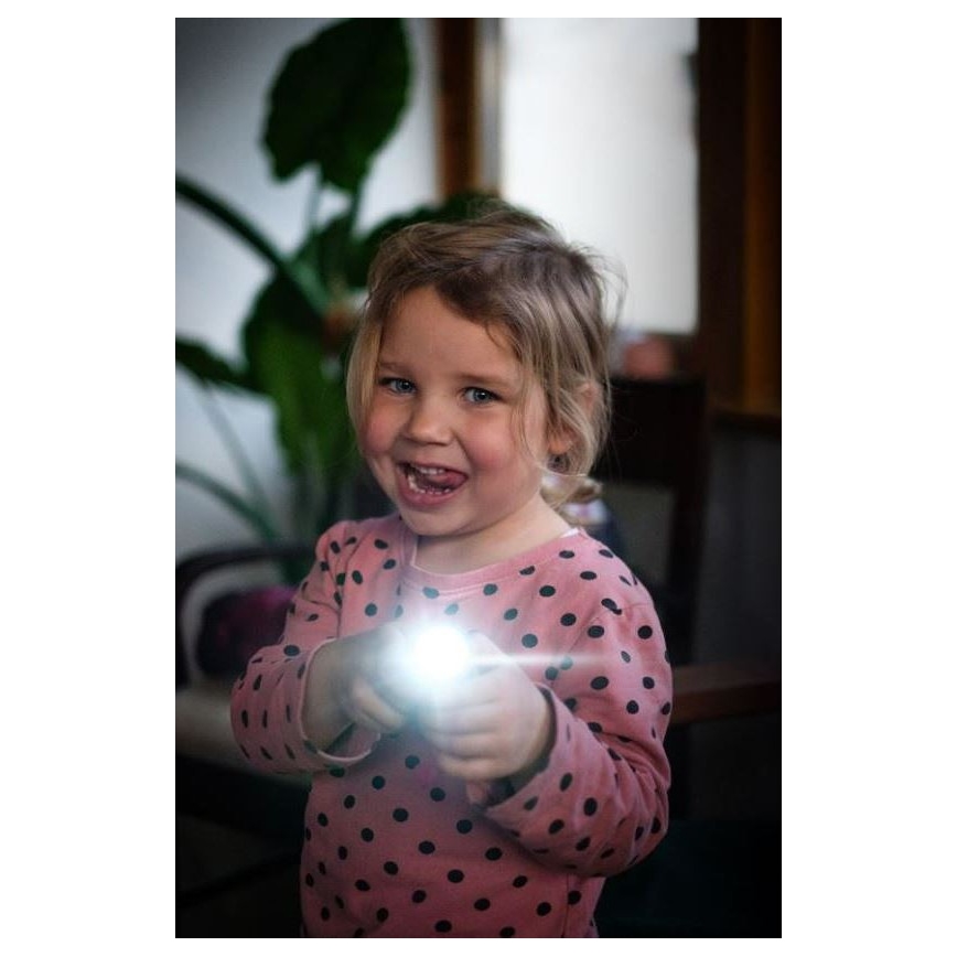Ledlenser KIDBEAM4 RAINBOW - dimbar LED-ficklampa för barn, 2xAAA, IP44, lila