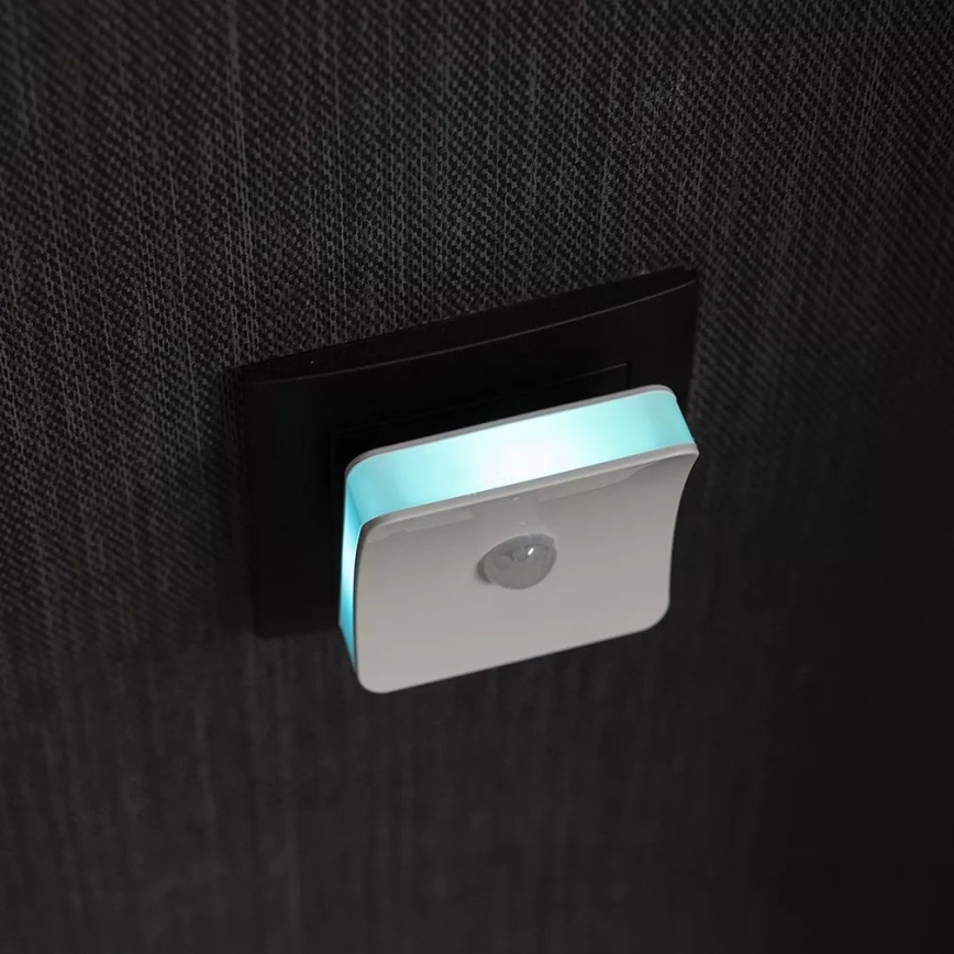 Ledvance-LED RGB Orientation socket belysning med en sensor LUNETTA LED/0,3W/230