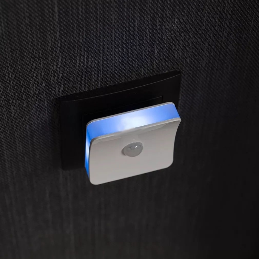 Ledvance-LED RGB Orientation socket belysning med en sensor LUNETTA LED/0,3W/230
