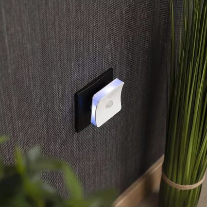 Ledvance-LED RGB Orientation socket belysning med en sensor LUNETTA LED/0,3W/230