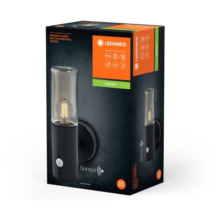 Ledvance - Utomhus vägglampa med sensor FIGO CYLINDER 1xE27/20W/230V