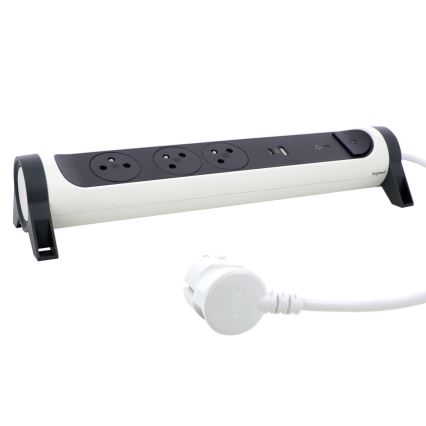 Legrand 049416 - Förlängningskabel med brytare 3Z Typ E + USB-A + USB-C 1,5m