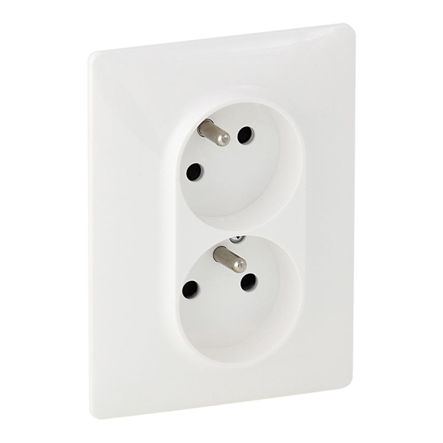 Legrand 753186 - Vägguttag Hem VALENA LIFE 250V/16A 2x2P+T vit