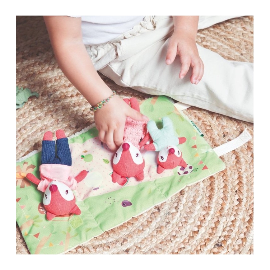 Lilliputiens - Familj Alice räv i en säng