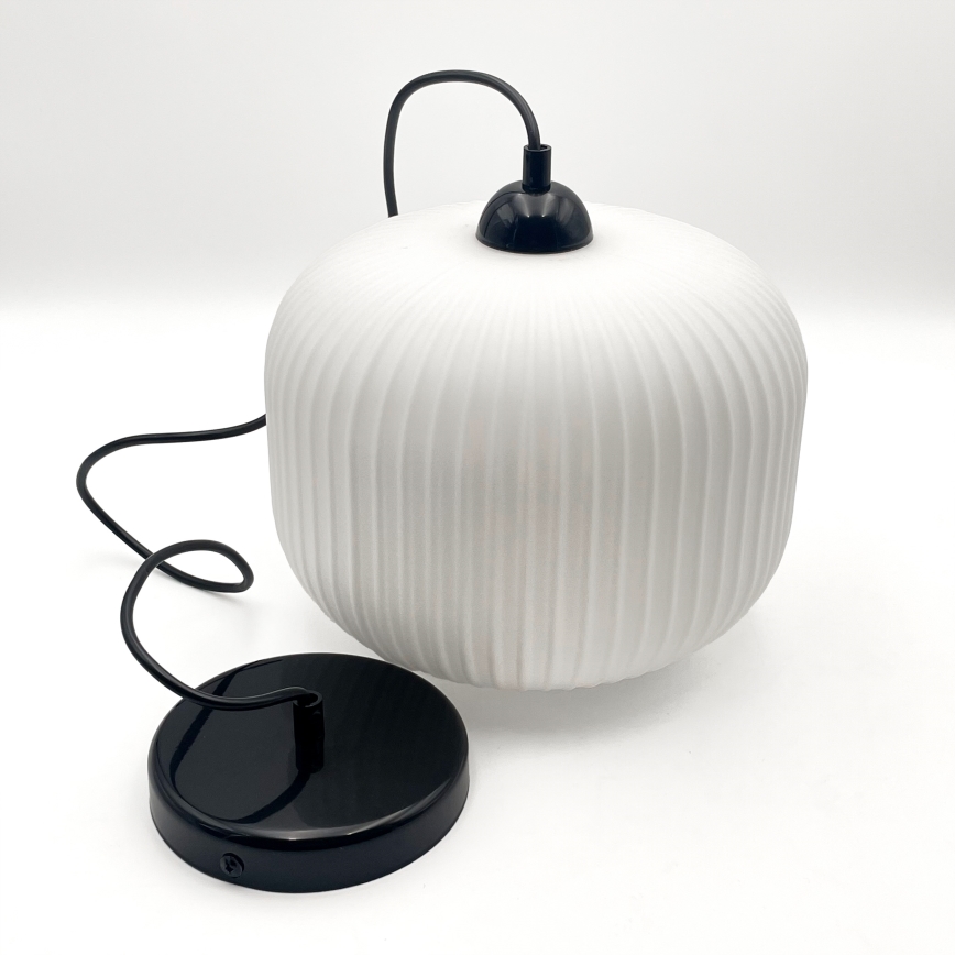 Ljuskrona med textilsladd HARMA 1xE27/15W/230V diameter 20 cm vit/svart