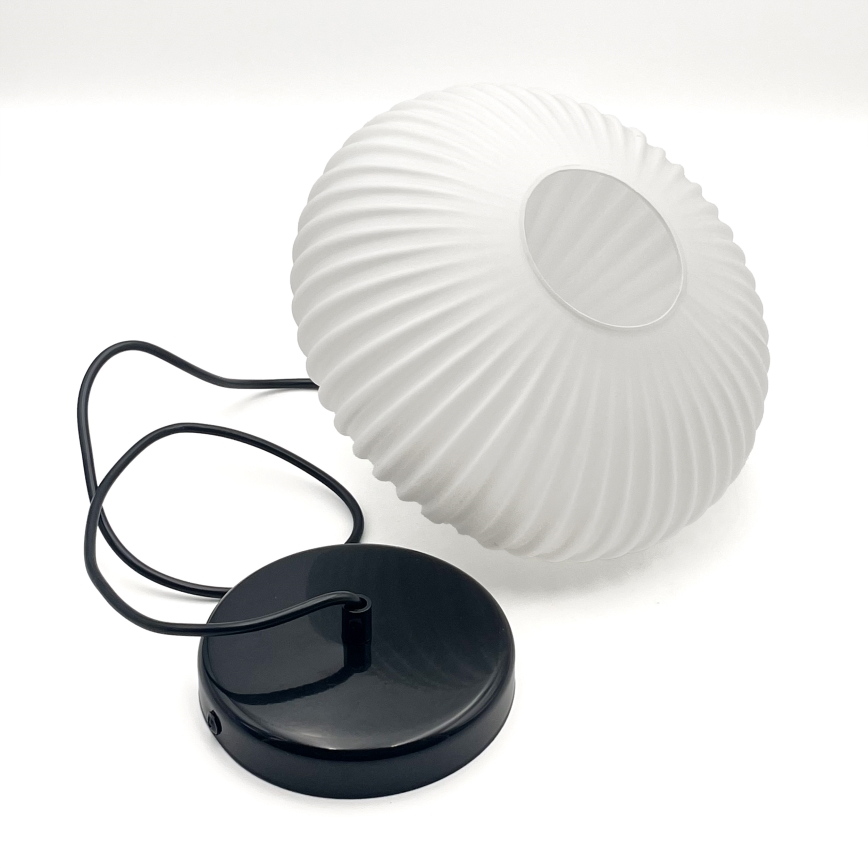 Ljuskrona med textilsladd HARMA 1xE27/15W/230V diameter 25 cm vit/svart