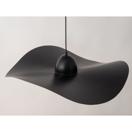Ljuskrona med upphängningsrem KAPELLO 1xE27/60W/230V diameter 76 cm svart/gyllene