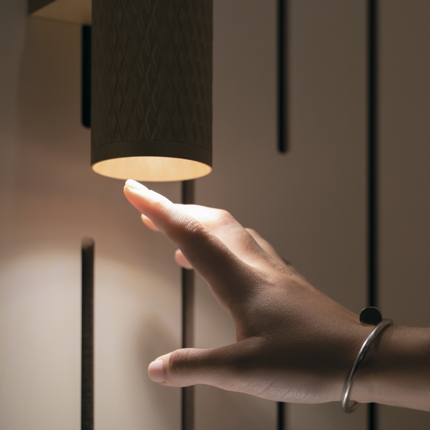 Maytoni C069WL-02B - Väggspotlight FOCUS 2xGU10/7W/230V svart