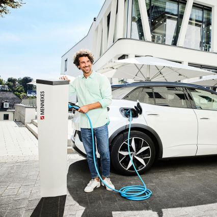 Mennekes - Laddkabel för elbilar typ 2 / typ 1 7,5m 3,7kW 20A IP44