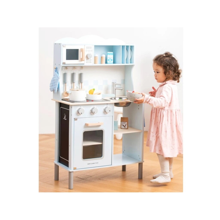 New Classic Toys - Träkök med tillbehör ljusblå