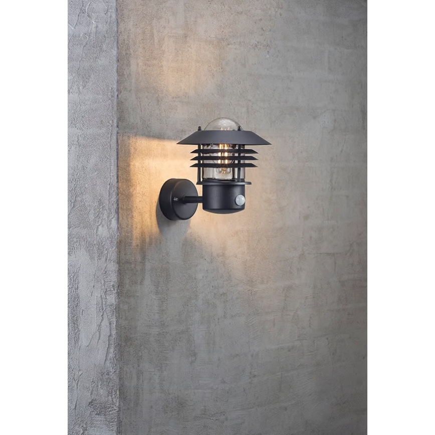 Nordlux - Utomhus väggarmatur med sensor VEJERS 1xE27/60W/230V IP54 svart