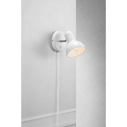 Nordlux - Vägglampa TEXAS 1xE27/60W/230V vit