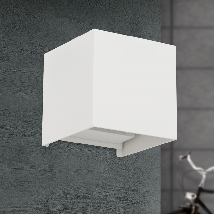 LED vägglampa för utomhusbruk CUBE 2xLED/3W/230V IP54 vit