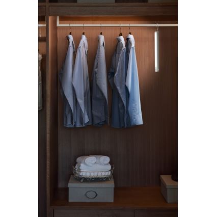 Osram - LED hängande orienteringsarmatur med rörelsesensor MOBILE LED/2,35W/5V 1000 mAh vit