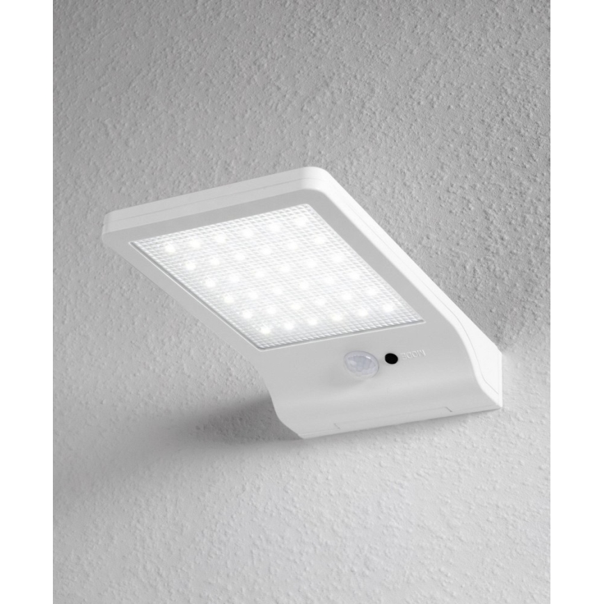 Osram - LED solcellsdriven vägglampa med DOORLED-sensor, 3 W, 3,3 V, 2000 mAh, IP44, vit