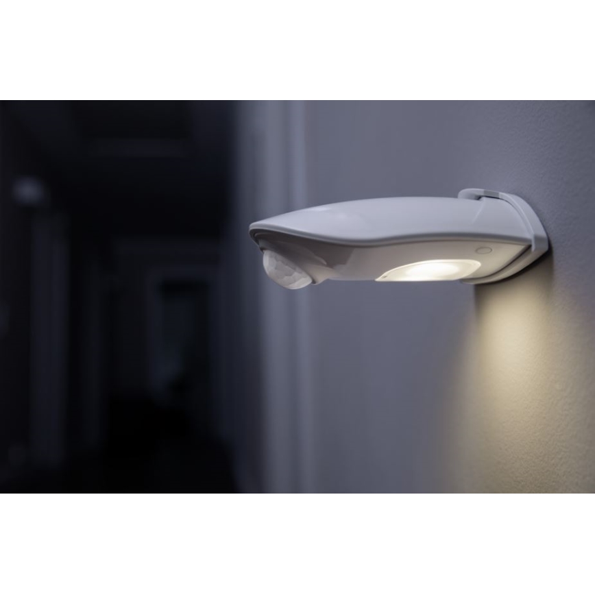 Osram - DOORLED LED-utomhusväggarmatur med sensor LED/0,5W/3xAA IP54 vit
