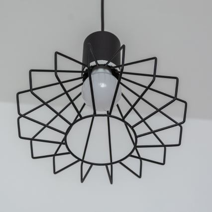 Pendellampa med kabel SOLANO 1xE27/15W/230V svart/blank krom