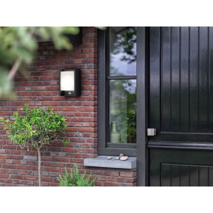 Philips - LED Utomhus vägglampa med sensor LED/6W 4000K IP44