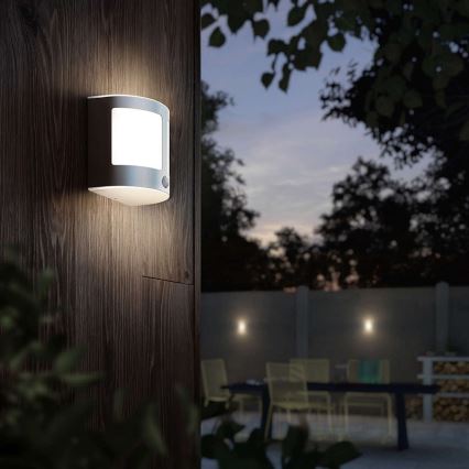 Philips 17316/47/16 - LED utomhus Väggbelysning med sensor PARROT 1xLED/3.5W