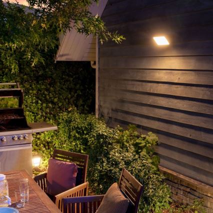 Philips - LED RGBW Ljusreglerad utomhus reflektor Hue DISCOVER 2xLED/15W/230V 2000-6500K IP44