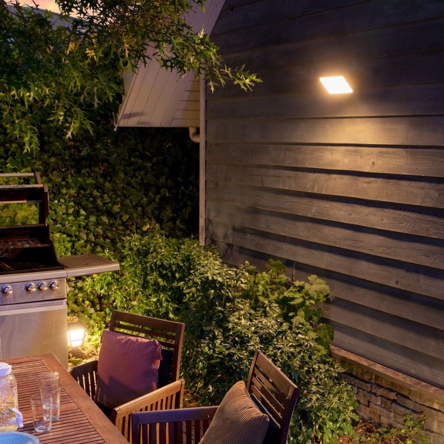 Philips - LED RGBW Ljusreglerad utomhus reflektor Hue DISCOVER 2xLED/15W/230V 2000-6500K IP44