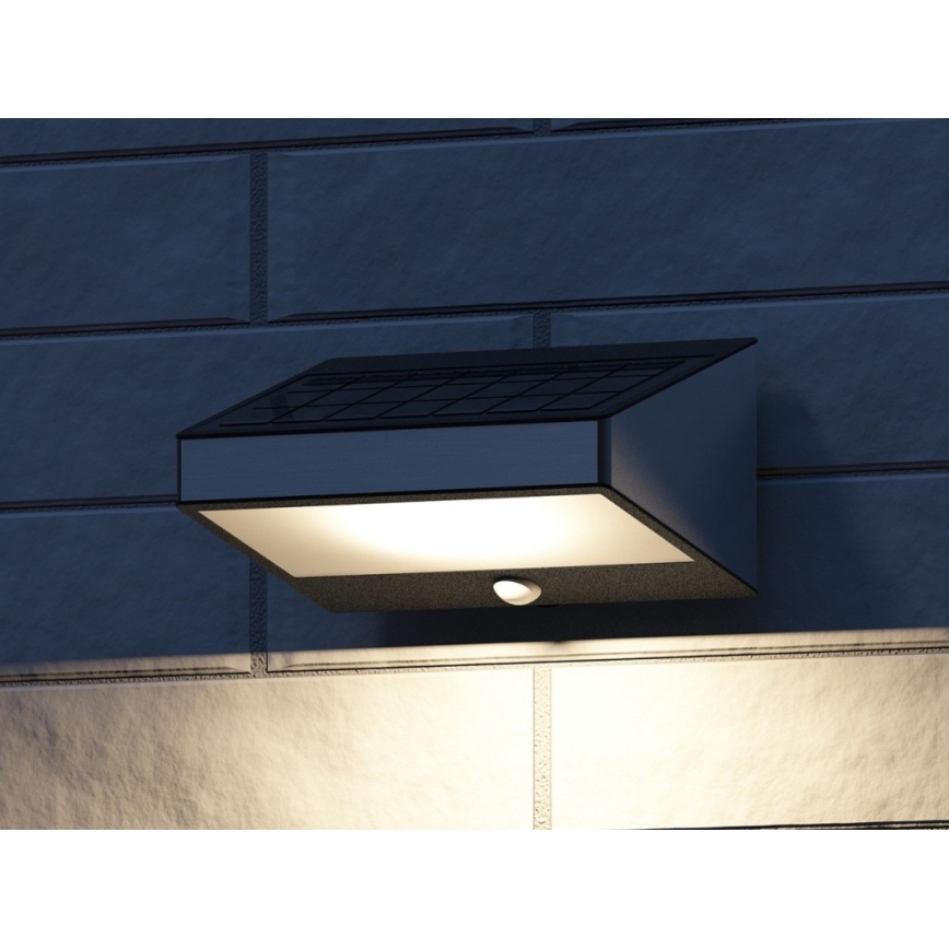 Philips 17811/47/16 - Sollampa LED belysning med sensor MYGARDEN Grön Hem LED/15W