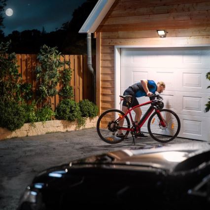 Philips - LED-strålkastare med sensor DECOFLOOD LED/50W/230V IP65 CRI 90