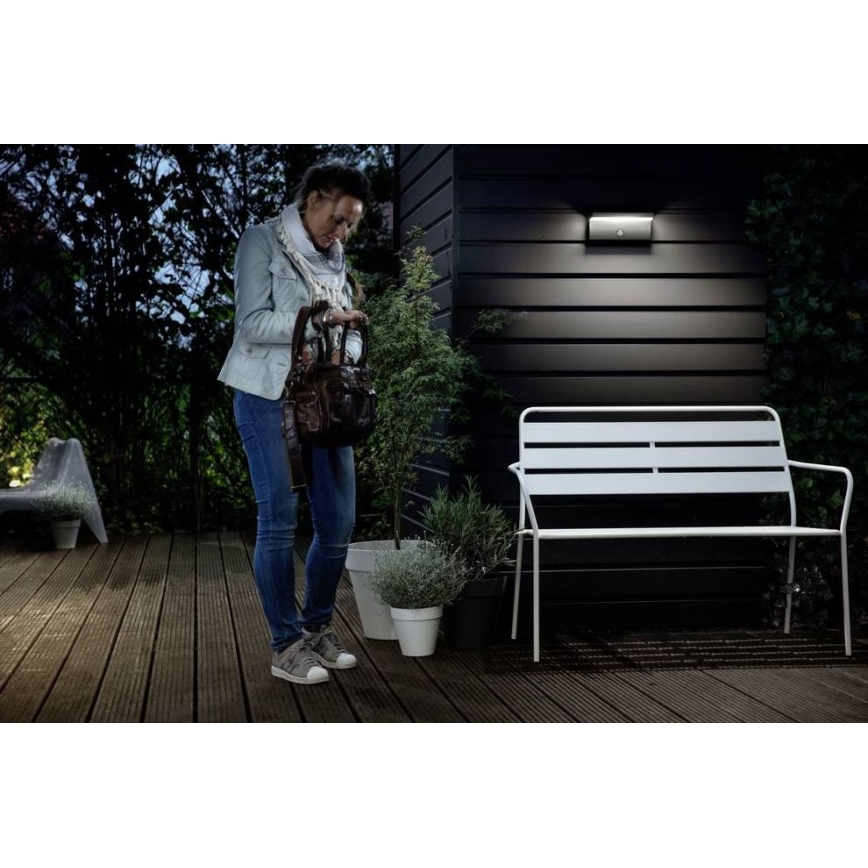 Philips - LED Utomhus vägglampa med sensor BUSTAN LED/3,8W/230V 4000K IP44