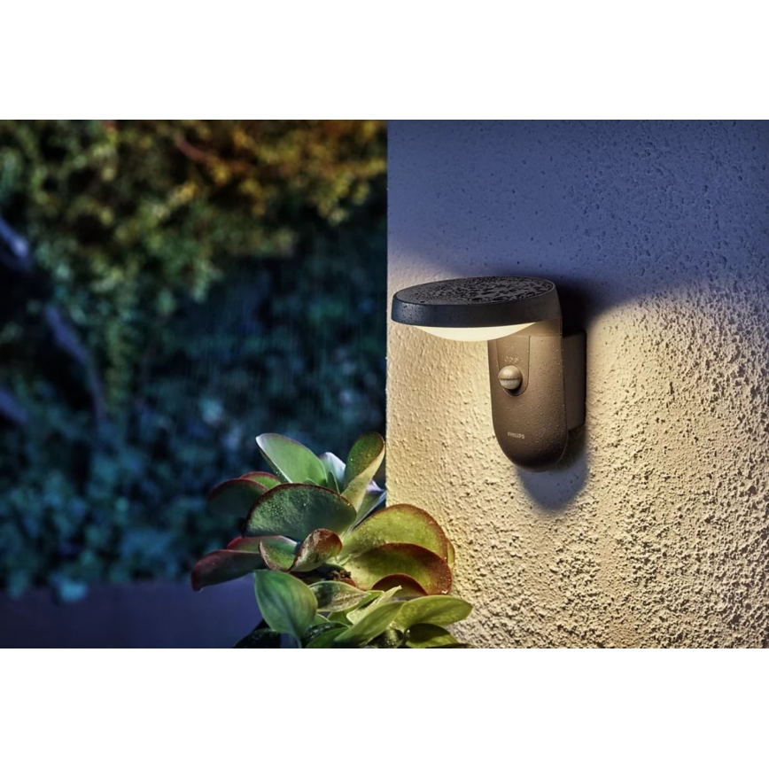 Philips - LED Utomhus vägglampa med sensor LED/9W/230V 2700K IP44