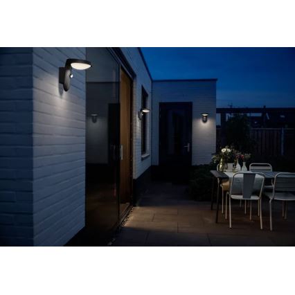 Philips - LED Utomhus vägglampa med sensor LED/9W/230V 2700K IP44