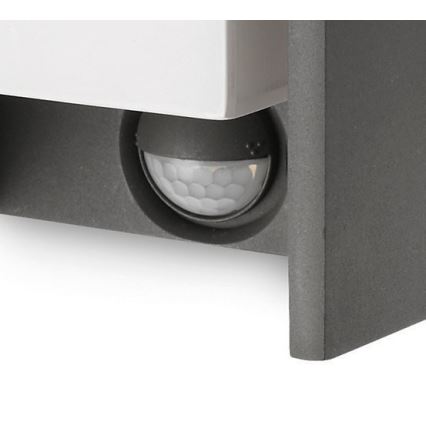 Philips - Utomhus vägglampa  med sensor  BRIDGE 1xE27/15W/230V IP44