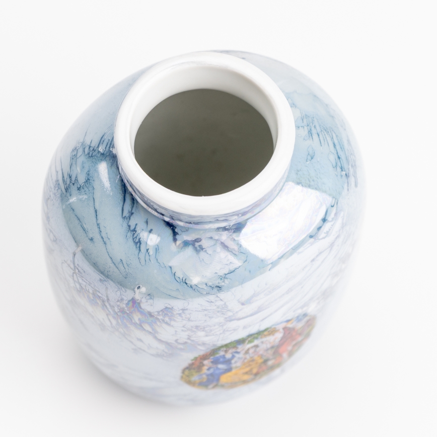 Porslin vas 12,5x9 cm pärlfärgad blå graceringar