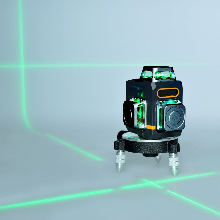 Professionellt laser vattenpass 4000 mAh 3,7V IP54 + fjärrkontrol