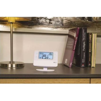 Programmerbar termostat 230V + 2xAA