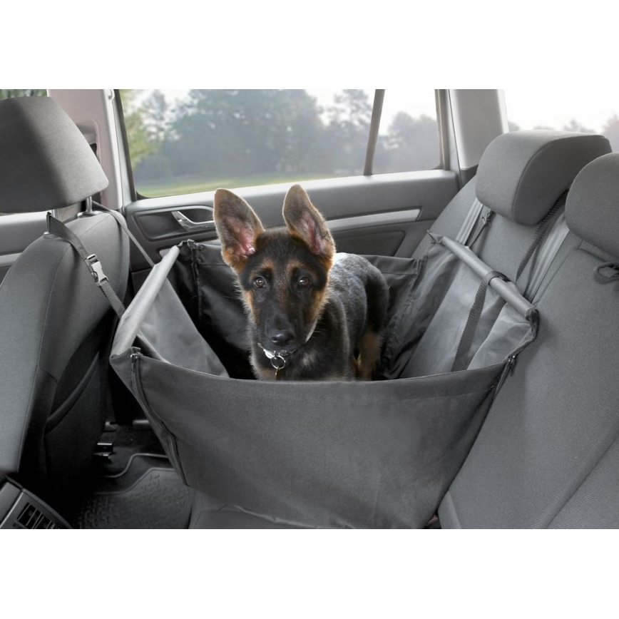 Protective car blanket för a liten hund 58x52 cm