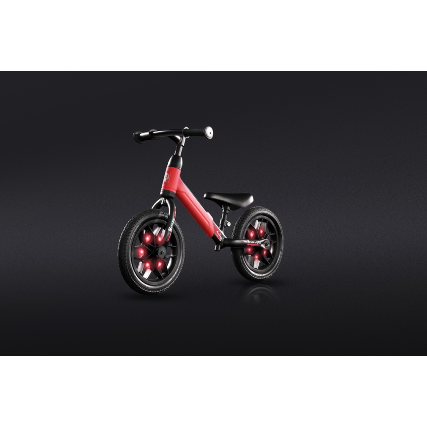 QPlay - Spark balanscykel med LED-lampor på hjulen röd