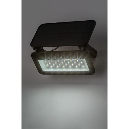 Rabalux - Solcellstrålkastare med sensor LED/8W/3,7V 3000/4000/6500K IP65 2600 mAh