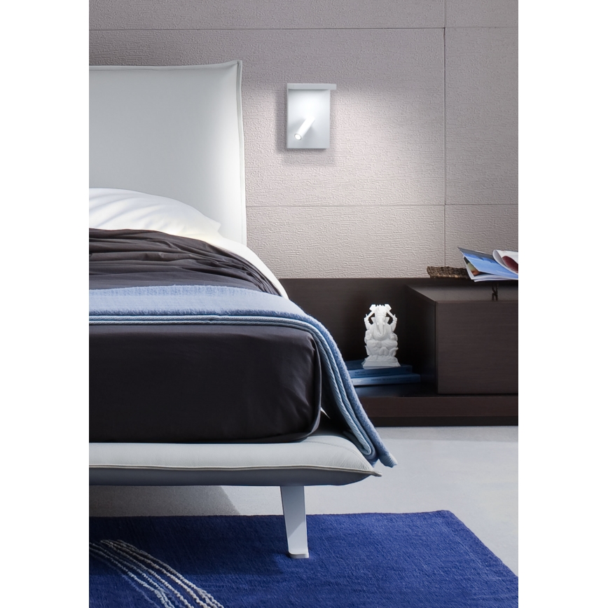 Redo 01-1499 - LED väggspotlight AGOS LED/6W/230V + LED/3,2W USB vit