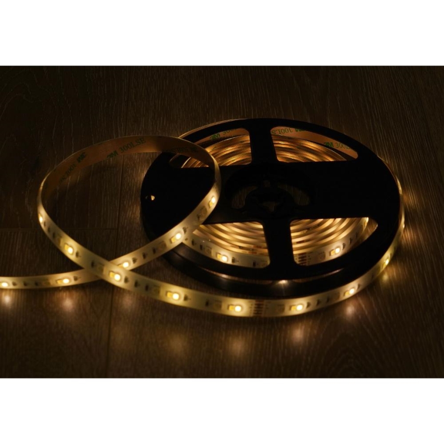LED RGBW Smart ljusreglerad list 5m LED/230V 2700-6500K Wi-Fi Tuya + fjärrkontroll