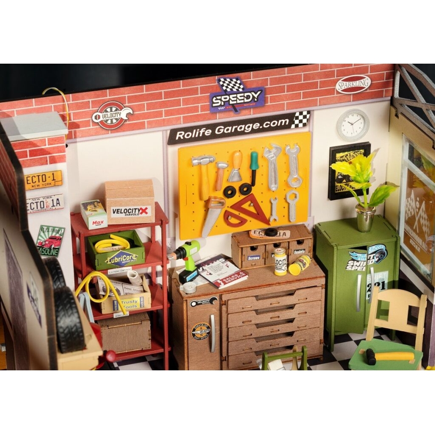 RoboTime - Miniatyrhus Garage 2xAAA
