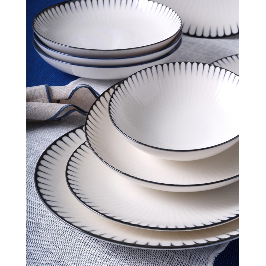 Servis 24 delar – vit/svart porslin