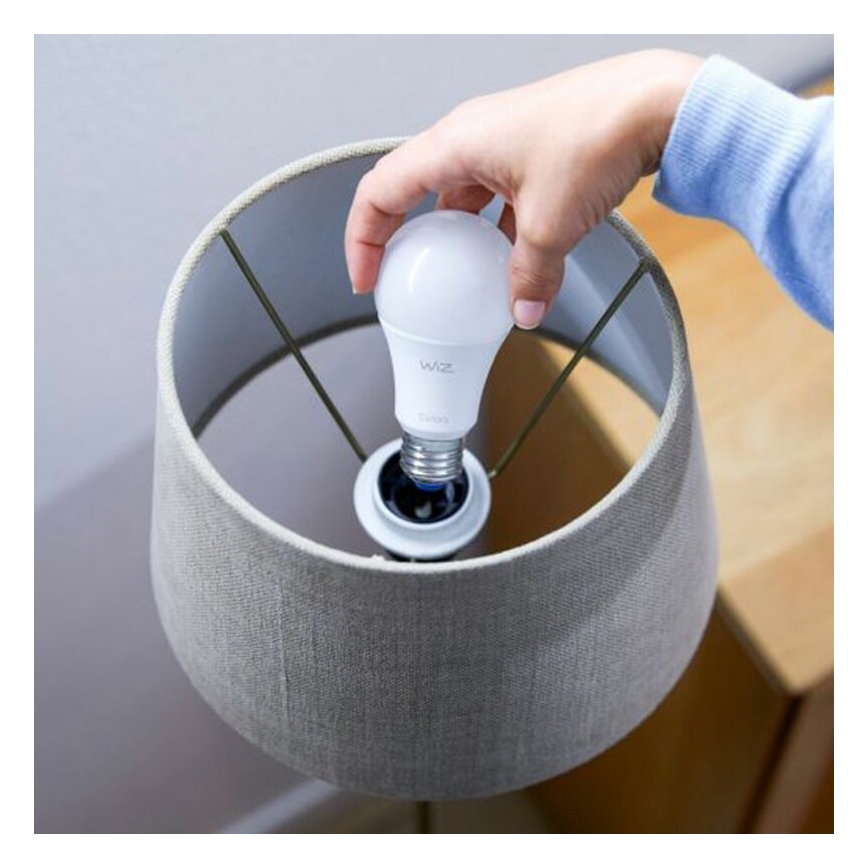 Set om 2 dimbara LED-lampor A60 E27/9W/230V 2700K Wi‑Fi + fjärrkontroll - WiZ